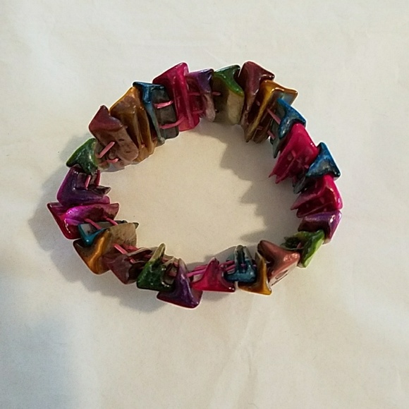 Shell Stretchy Multi Color Bracelet - Picture 3 of 3